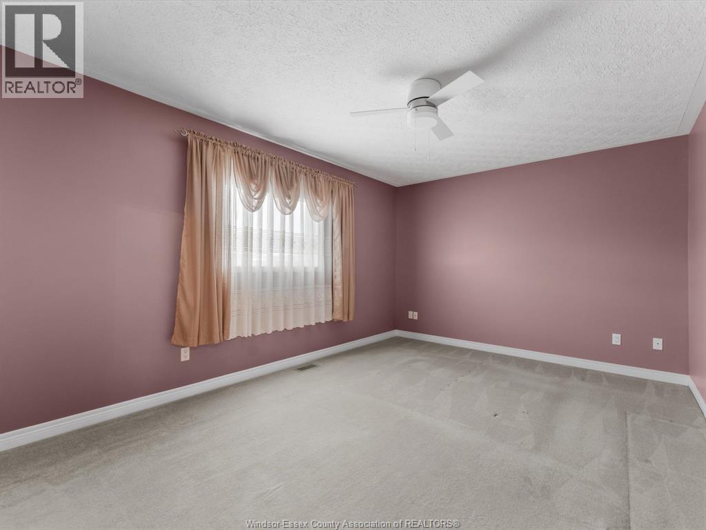 2167 Curry Avenue, Windsor, Ontario N9B 3X5 - Photo 12 - 26002090