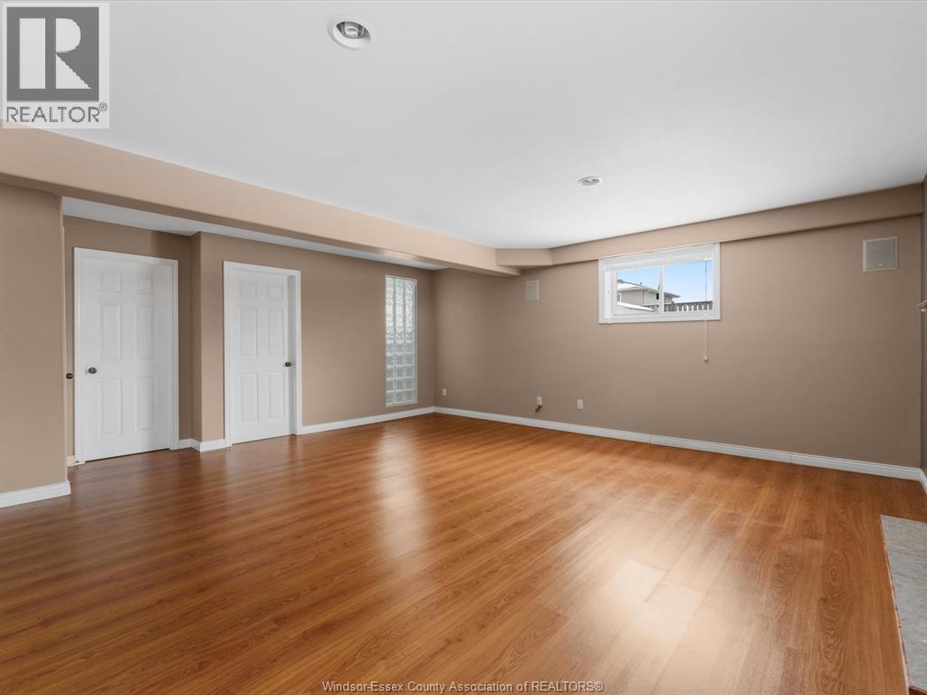 2167 Curry Avenue, Windsor, Ontario N9B 3X5 - Photo 21 - 26002090