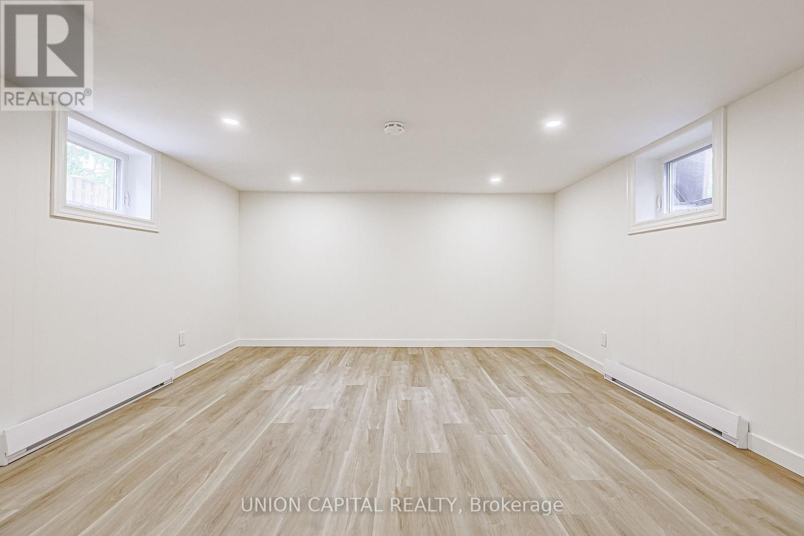 1064 Royal York Road, Toronto, Ontario  M8X 2G7 - Photo 16 - W12738002