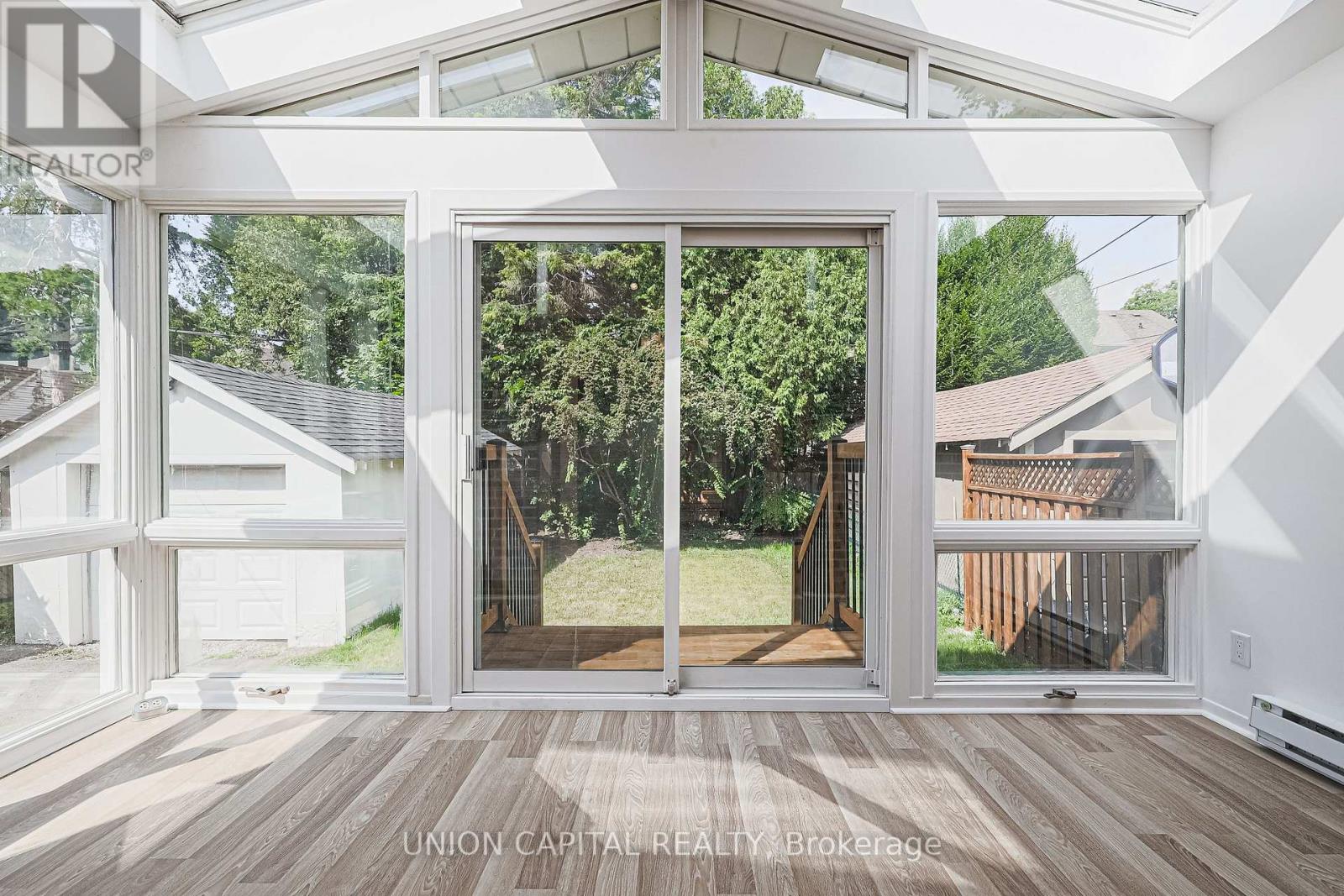 1064 Royal York Road, Toronto, Ontario  M8X 2G7 - Photo 8 - W12738002