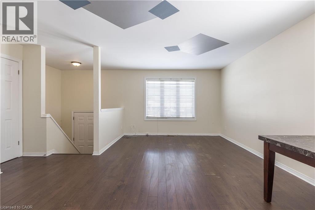 138 Carlton Street, St. Catharines, Ontario  L2R 7S6 - Photo 4 - 40801574