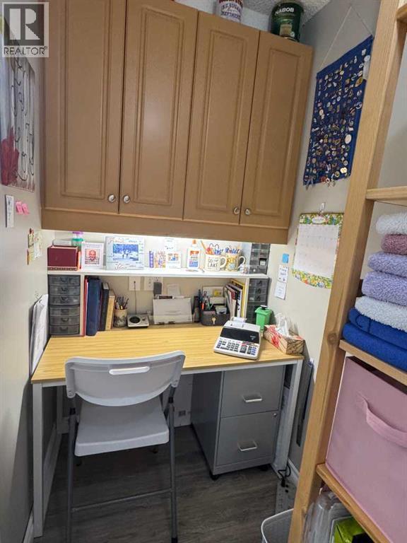 402, 5428 51 Avenue, Rocky Mountain House, Alberta  T4T 1W1 - Photo 33 - A2279443