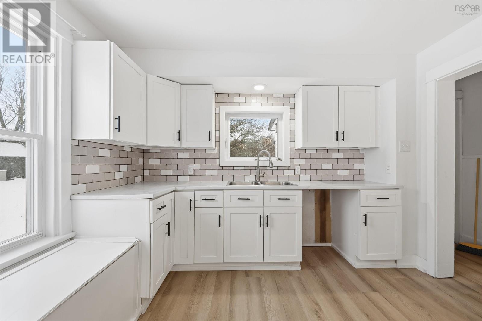 48 Johnson Avenue, Bible Hill, Nova Scotia  B2N 4M4 - Photo 11 - 202601661