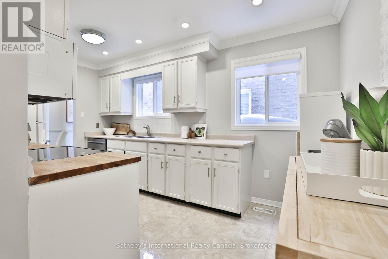 7 - 5255 Lakeshore Road, Burlington, Ontario  L7L 5X5 - Photo 15 - W12738068