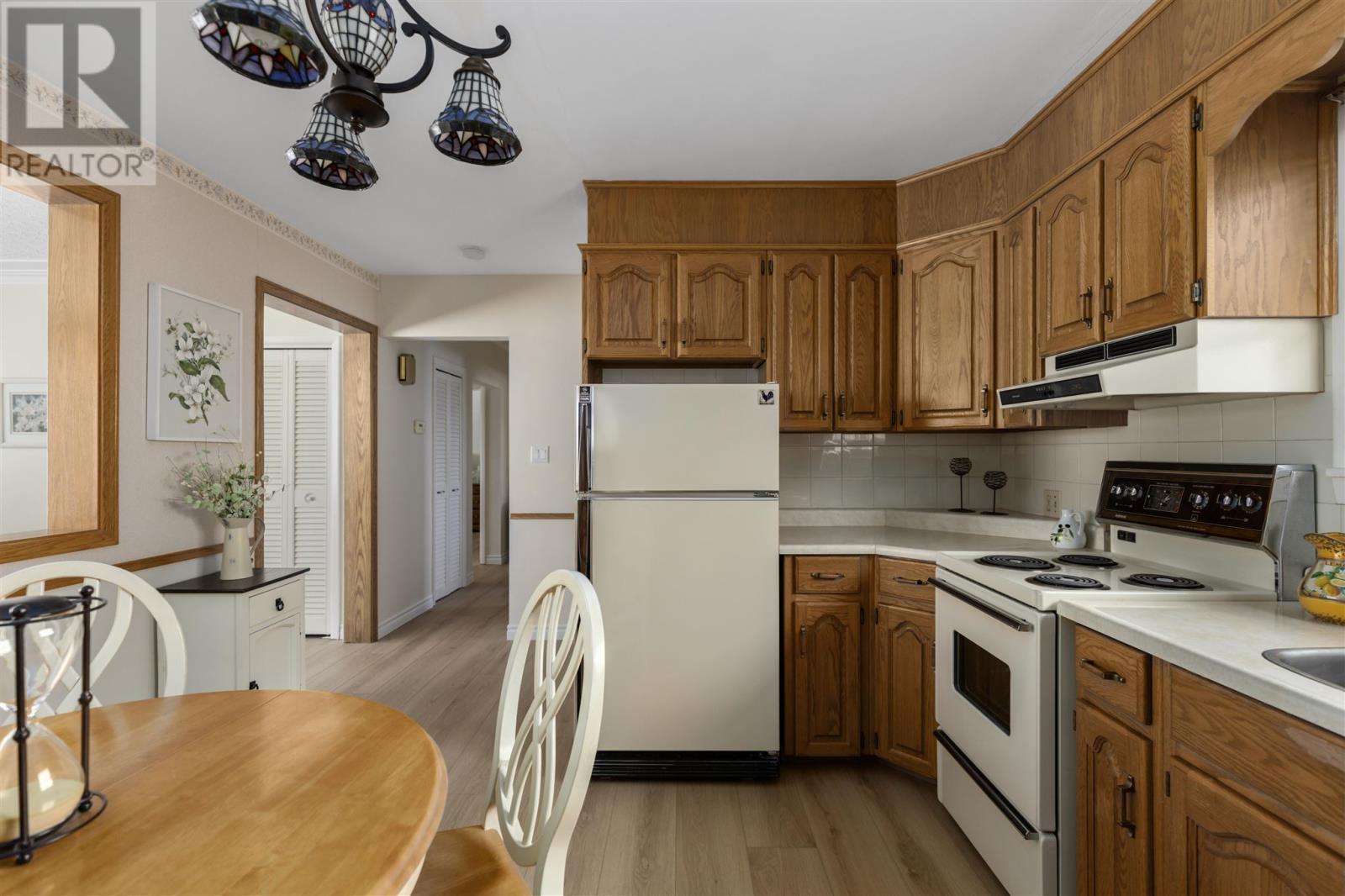 134 Ruth St, Sault Ste. Marie, Ontario  P6C 2E7 - Photo 7 - SM260103