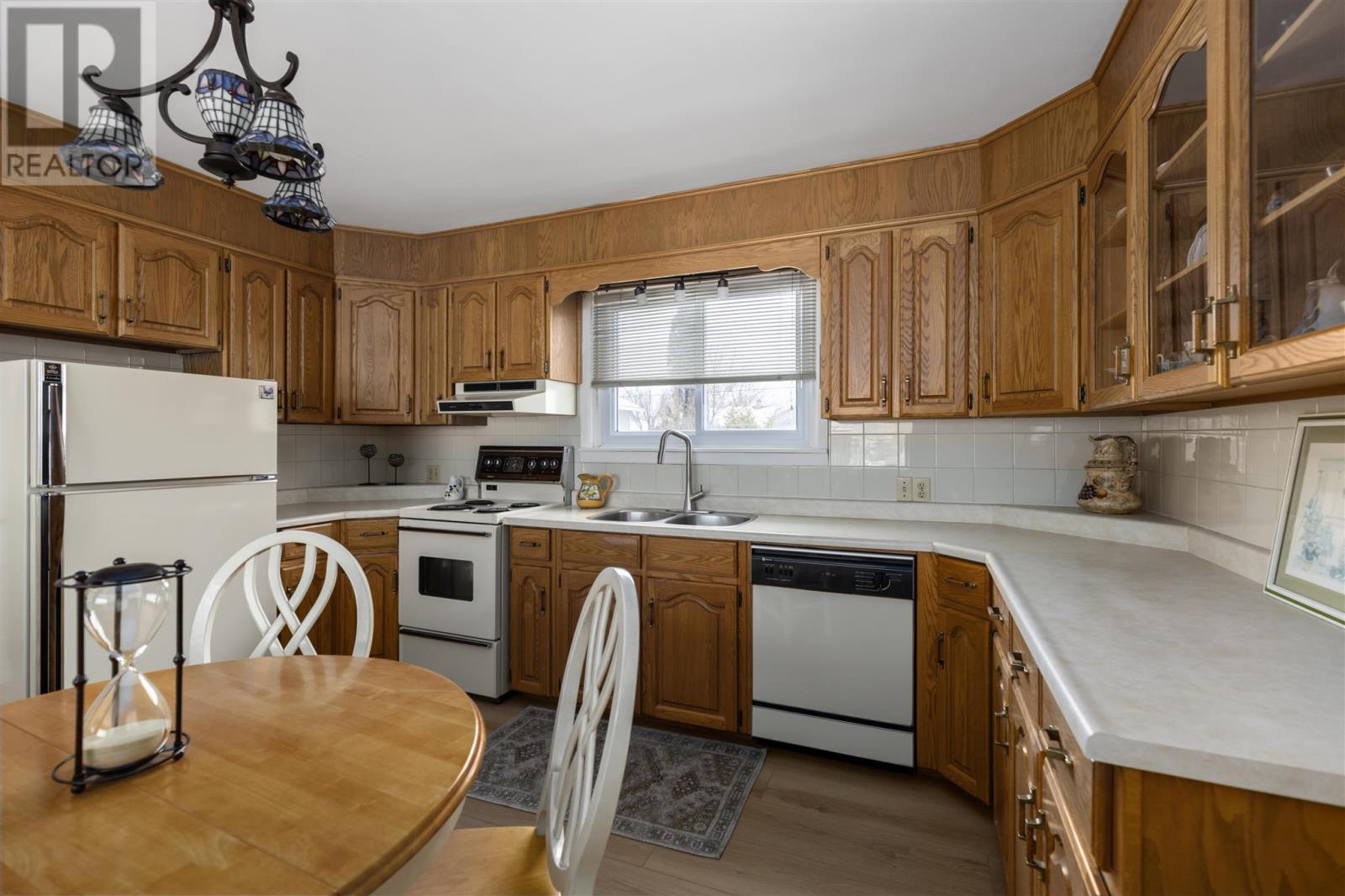 134 Ruth St, Sault Ste. Marie, Ontario  P6C 2E7 - Photo 8 - SM260103