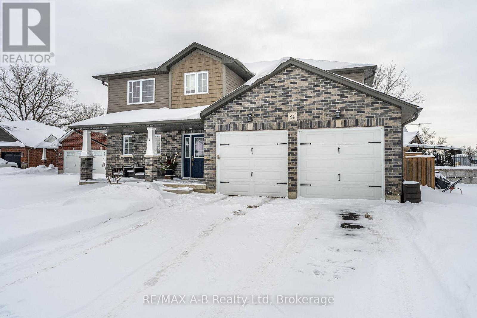 94 Wilson Court, St. Marys, Ontario  N4X 0B6 - Photo 2 - X12738114