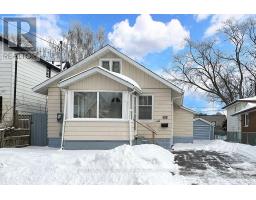 65 GLADSTONE AVENUE, Oshawa, Ontario