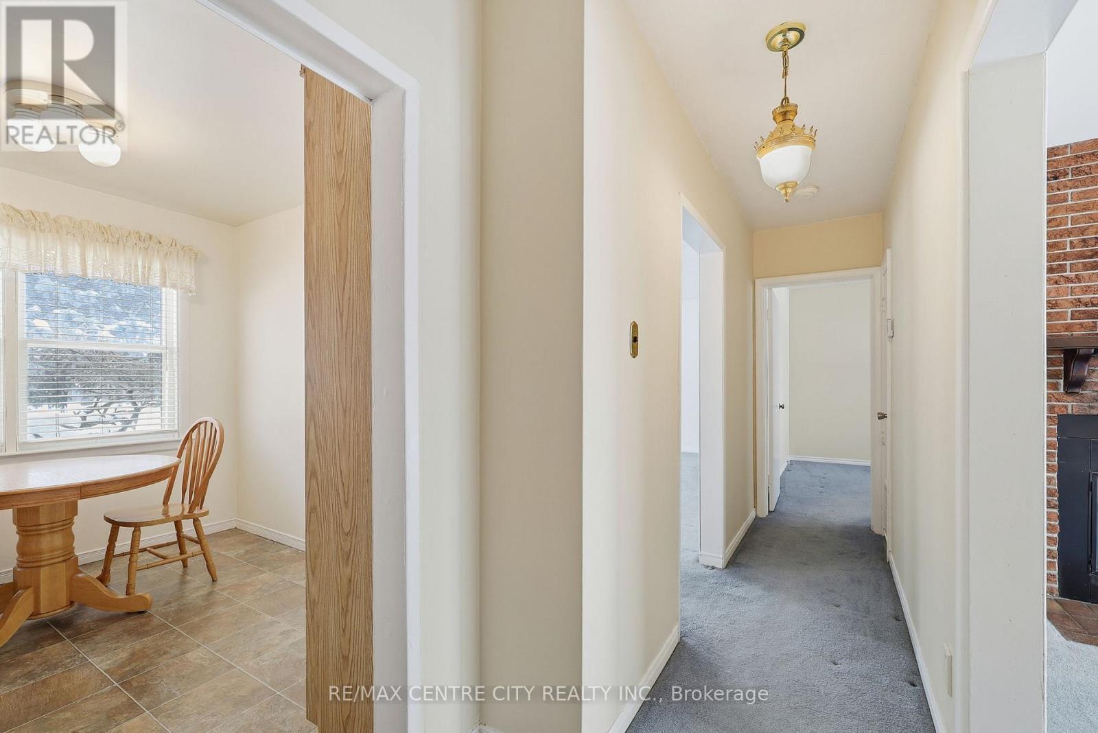 81 Clive Road, Kitchener, Ontario  N2H 3N5 - Photo 18 - X12738048