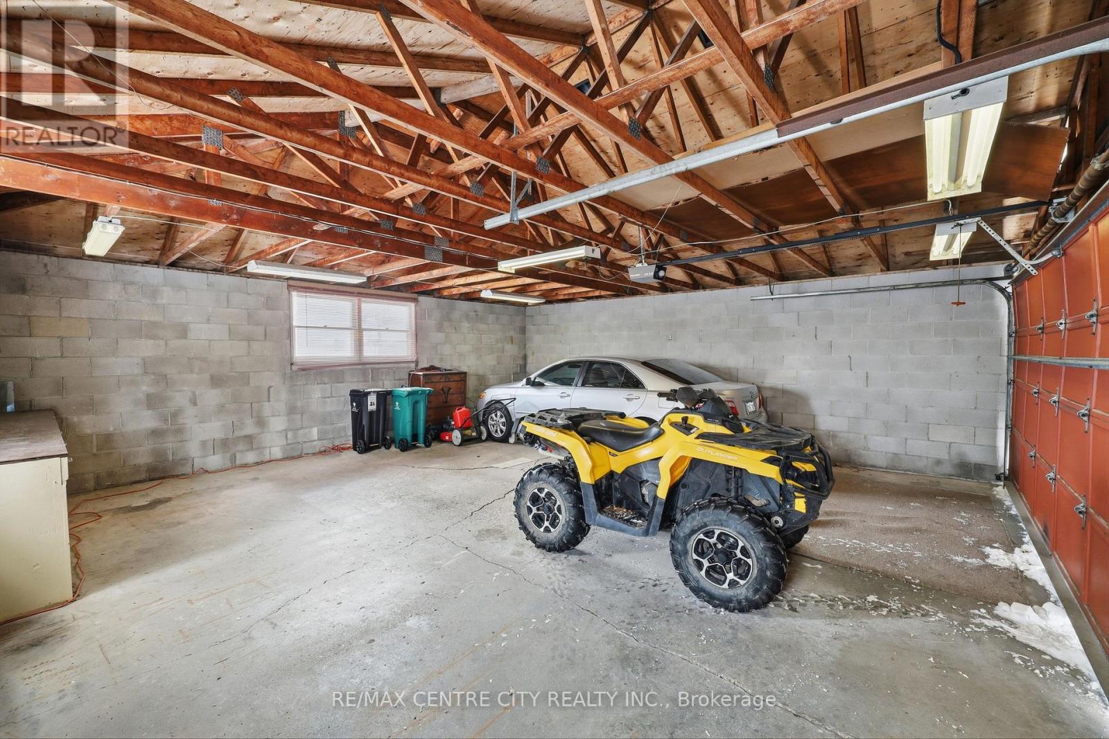 81 Clive Road, Kitchener, Ontario  N2H 3N5 - Photo 38 - X12738048