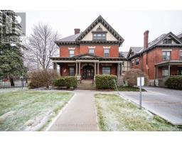ENTIRE SECOND FLOOR - 400 QUEENS AVENUE, London East, Ontario