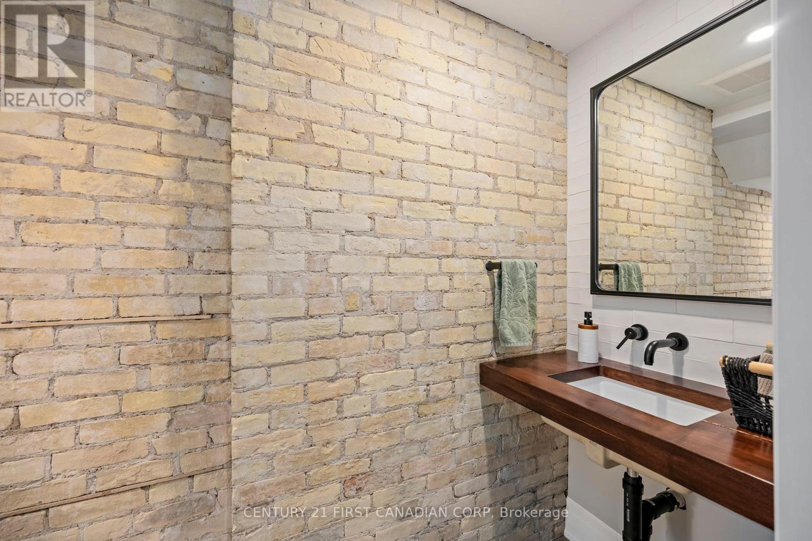 2nd & 3rd Floor Offices - 408 Queens Avenue, London East (East F), Ontario  N6B 1X9 - Photo 10 - X12738062