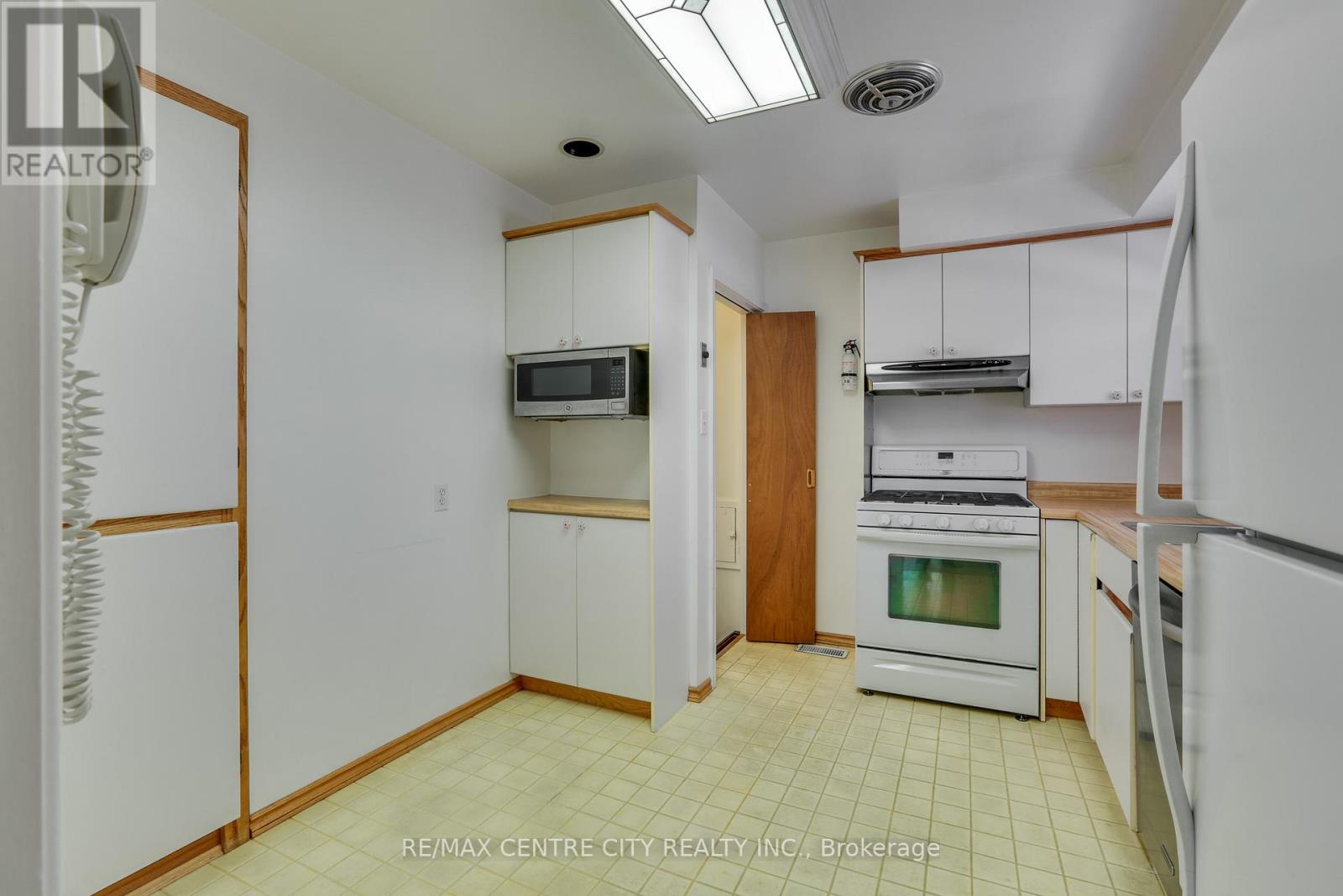 147 Susan Avenue, London East, Ontario  N5V 2G3 - Photo 10 - X12738082