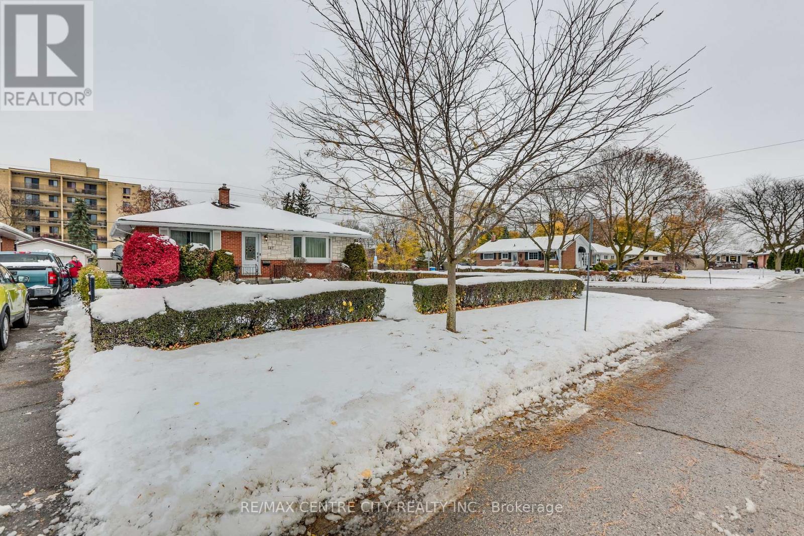 147 Susan Avenue, London East, Ontario  N5V 2G3 - Photo 3 - X12738082