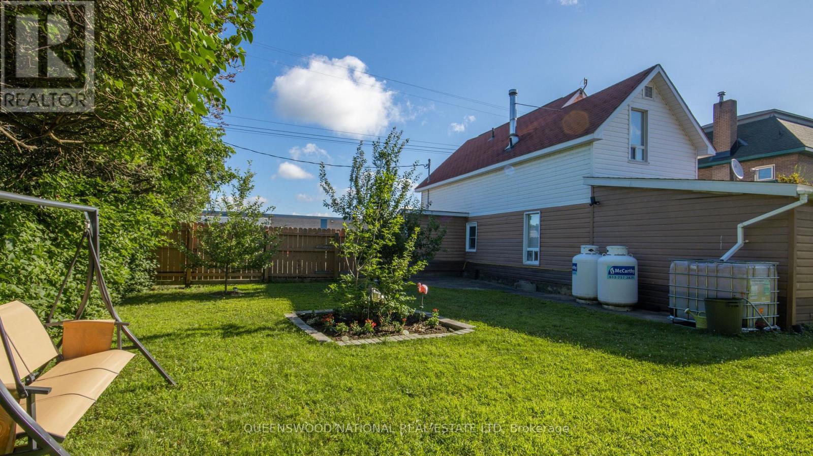 41 Inglis Street, Madawaska Valley, Ontario  K0J 1B0 - Photo 4 - X12738056