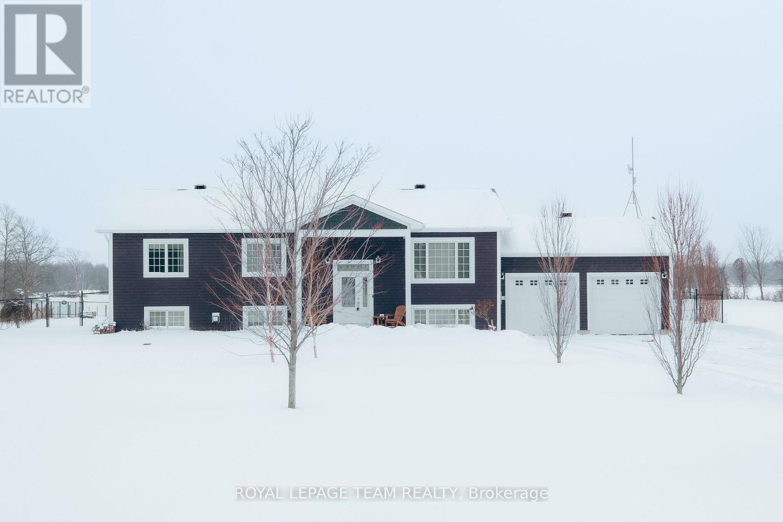 1503 Hyndman Road, Edwardsburgh/cardinal, Ontario  K0E 1X0 - Photo 1 - X12738054