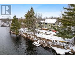 100 NAGLE WAY, Tay Valley, Ontario