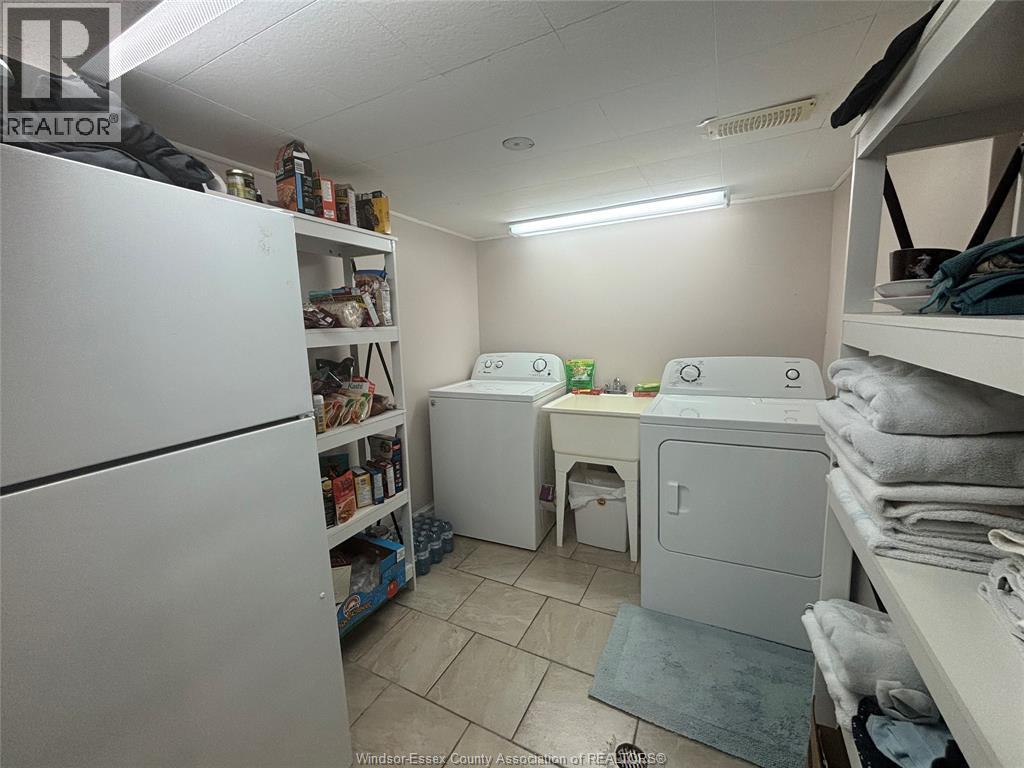 2322 Byng, Windsor, Ontario N8W 3E5 - Photo 14 - 26002122