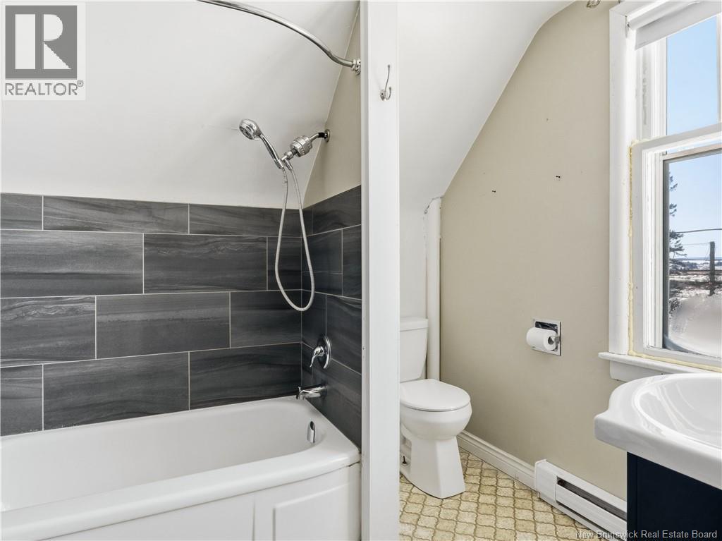 631 Royal, Memramcook, New Brunswick  E4K 1X1 - Photo 21 - NB132700