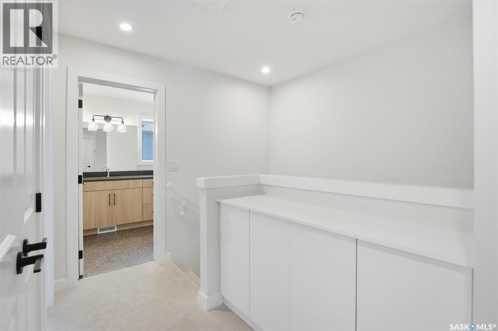 284 Asokan Bend, Saskatoon, Saskatchewan  S7V 1V7 - Photo 24 - SK021136