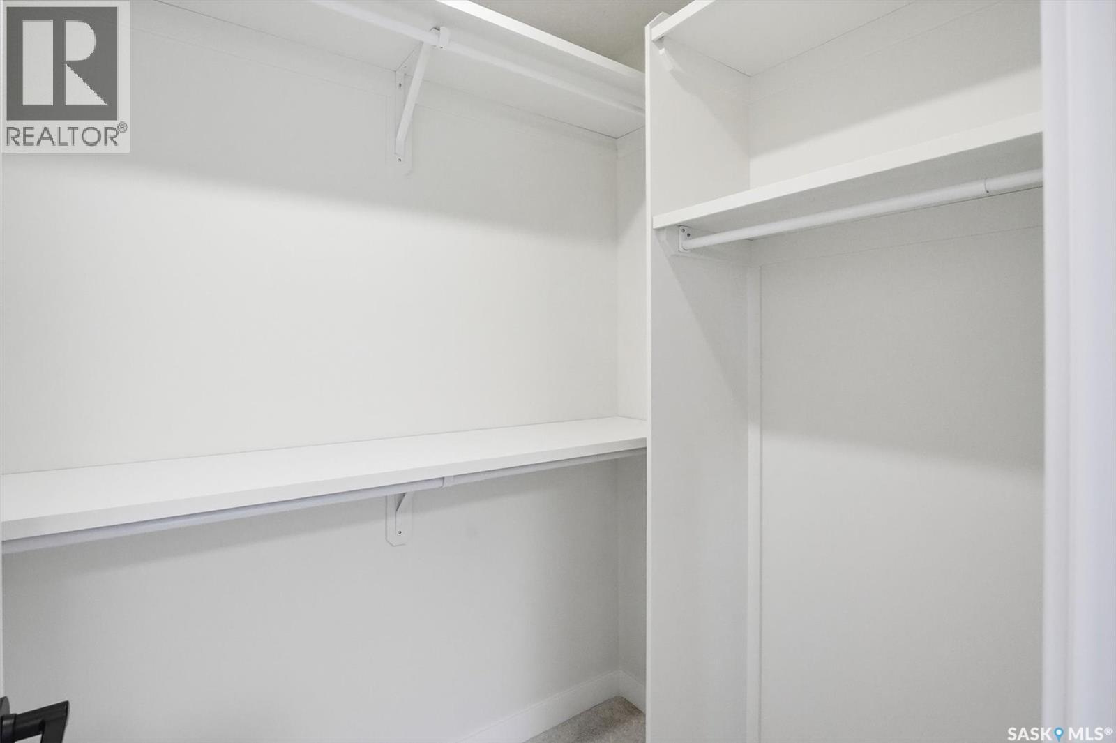 284 Asokan Bend, Saskatoon, Saskatchewan  S7V 1V7 - Photo 17 - SK021136