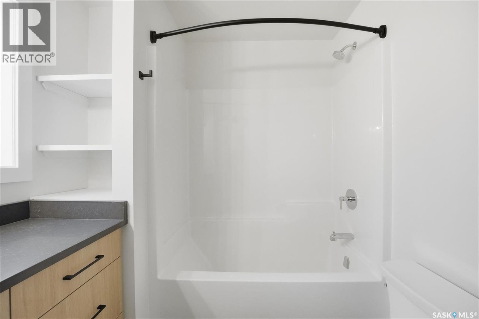 284 Asokan Bend, Saskatoon, Saskatchewan  S7V 1V7 - Photo 21 - SK021136