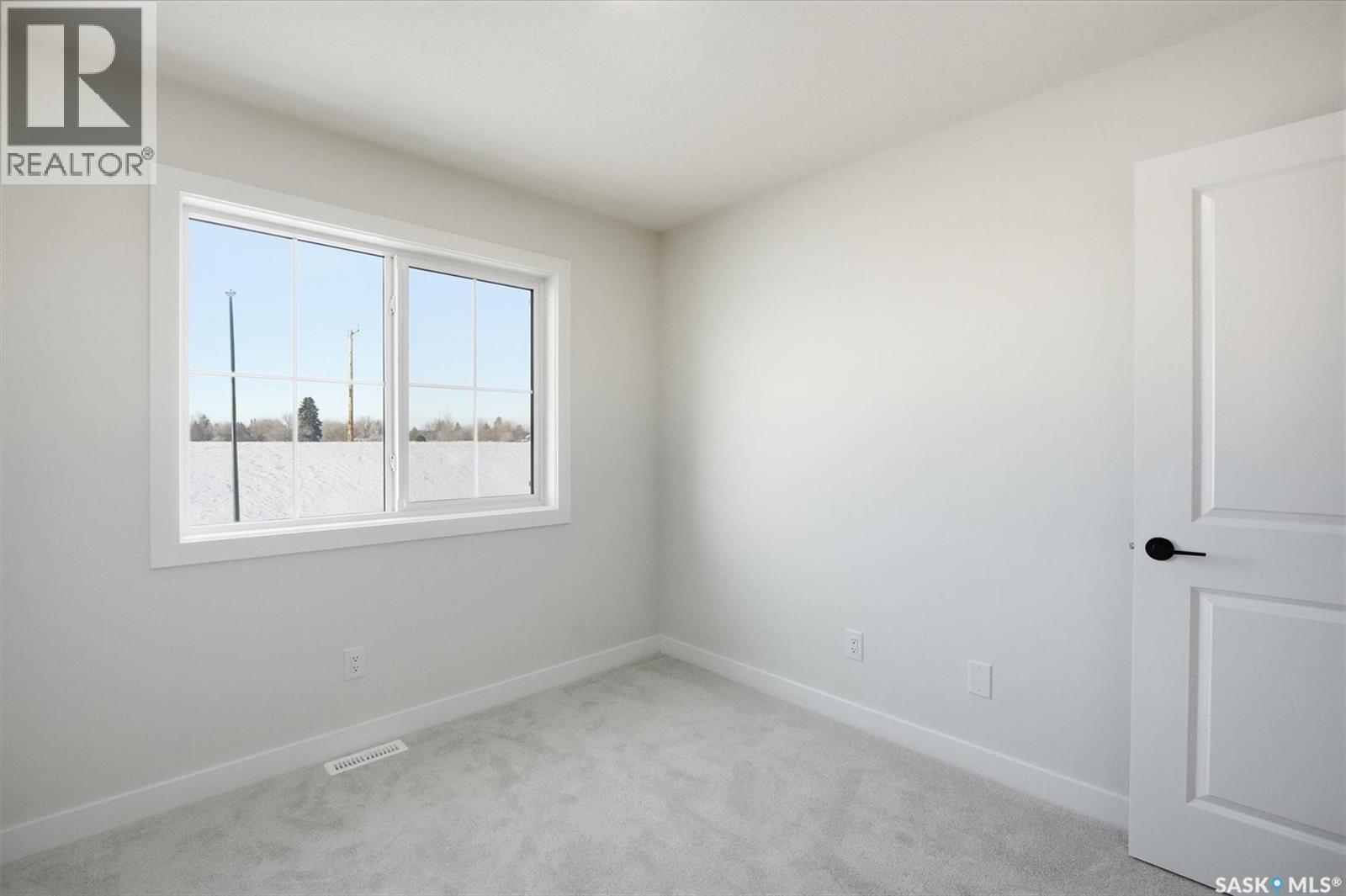 284 Asokan Bend, Saskatoon, Saskatchewan  S7V 1V7 - Photo 26 - SK021136