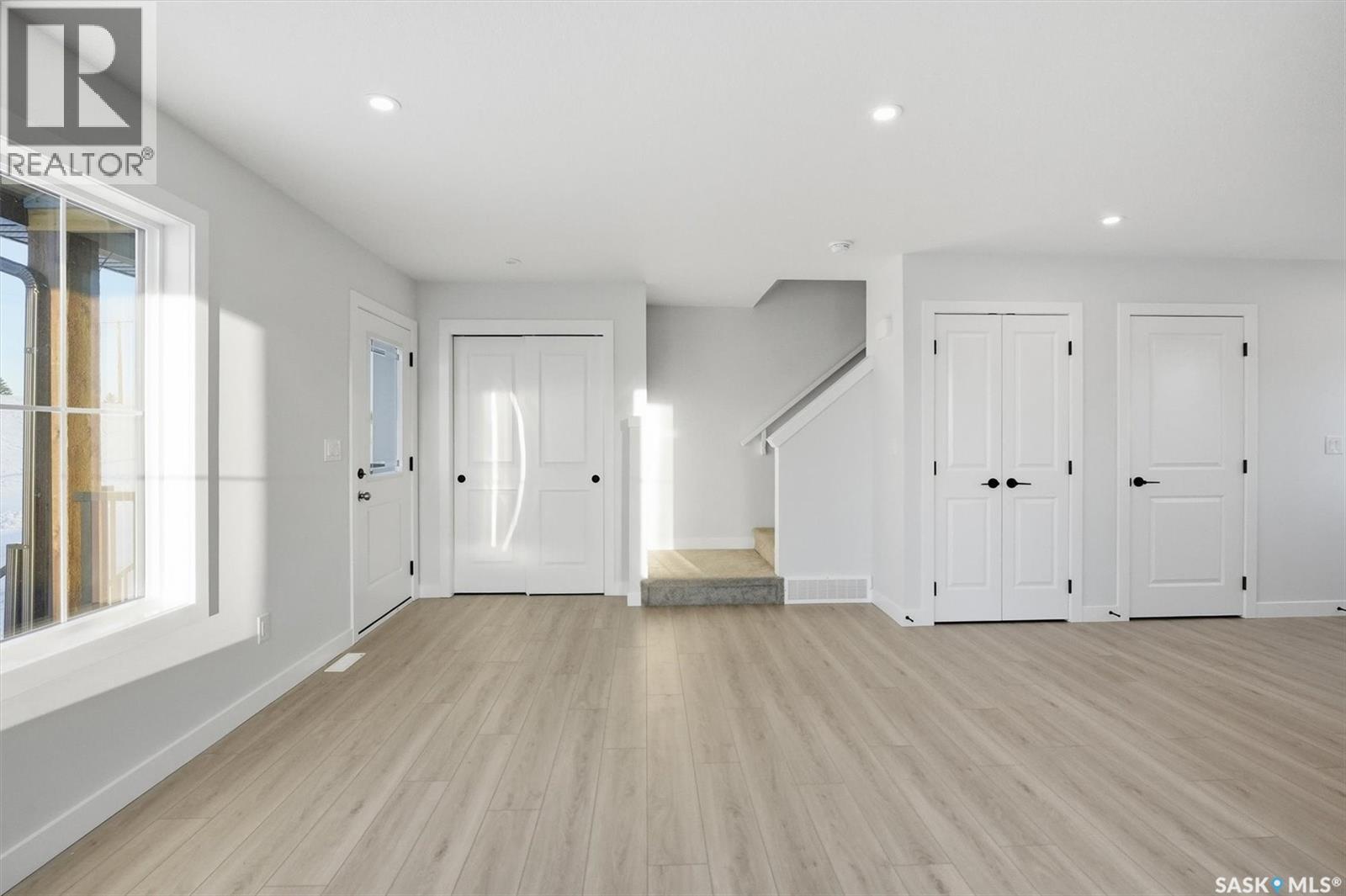 282 Asokan Bend, Saskatoon, Saskatchewan  S7V 1V7 - Photo 6 - SK027401