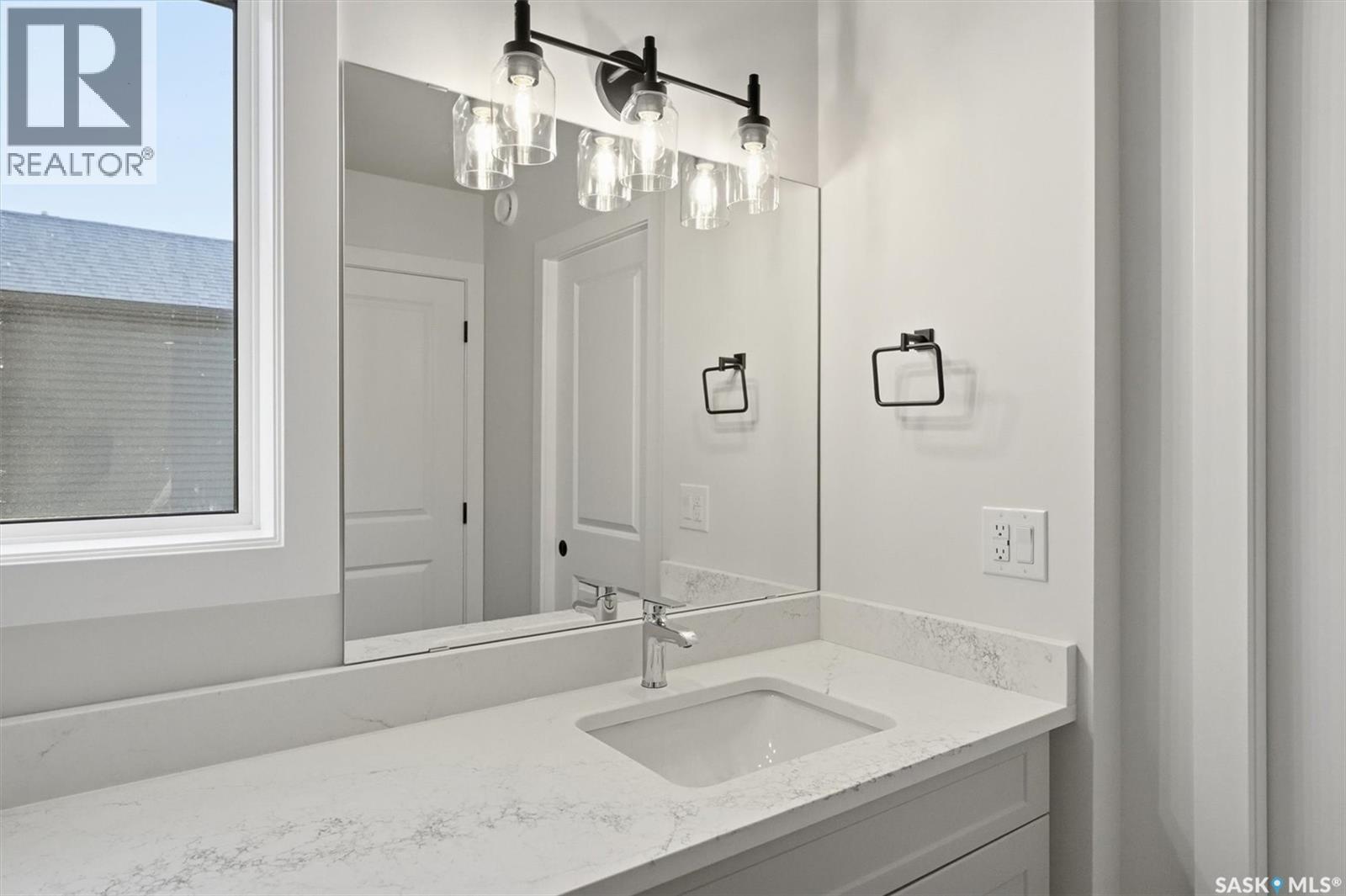 282 Asokan Bend, Saskatoon, Saskatchewan  S7V 1V7 - Photo 19 - SK027401