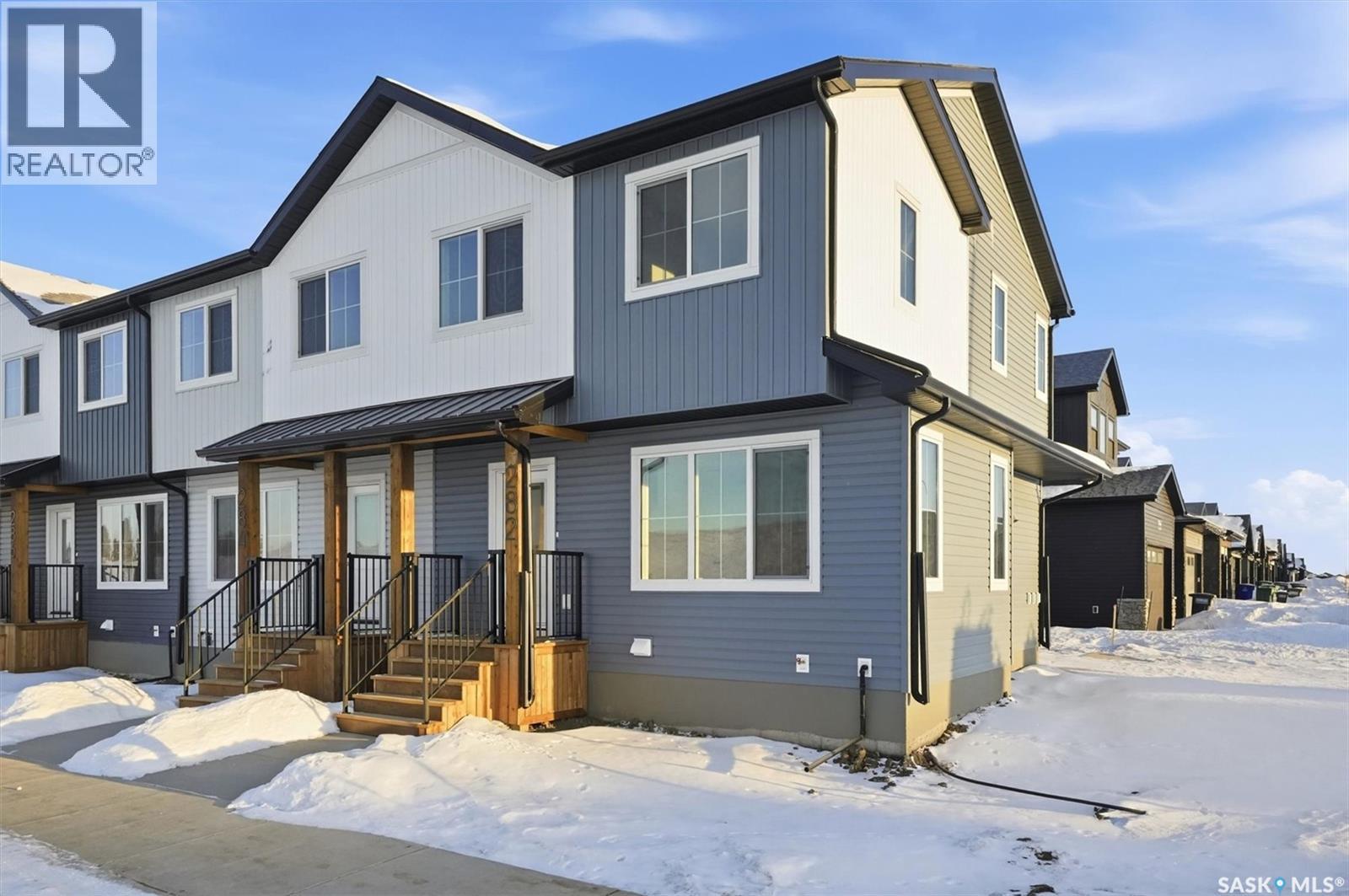 282 Asokan Bend, Saskatoon, Saskatchewan  S7V 1V7 - Photo 2 - SK027401