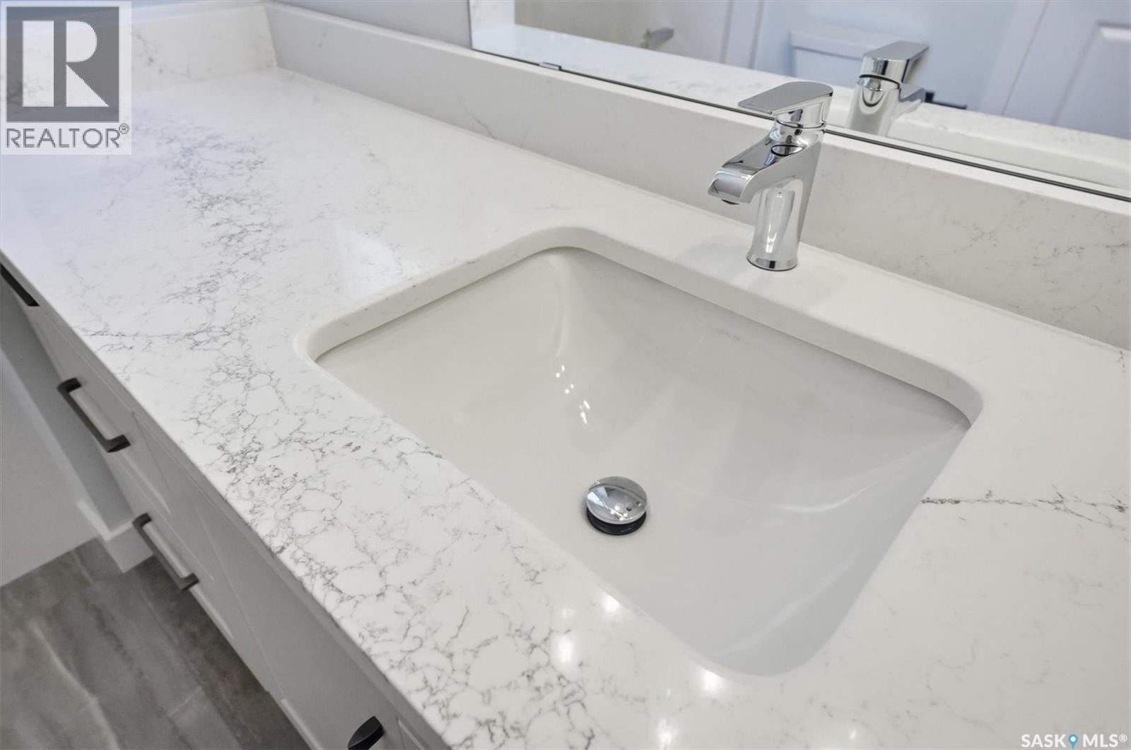 282 Asokan Bend, Saskatoon, Saskatchewan  S7V 1V7 - Photo 20 - SK027401