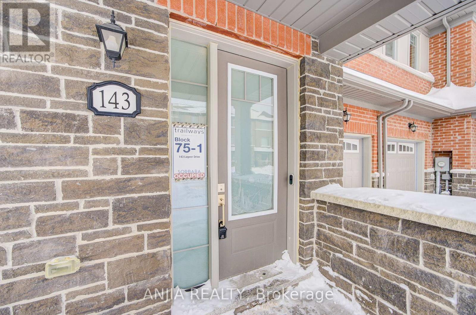 143 Lageer Drive, Whitchurch-Stouffville, Ontario  L4A 4V2 - Photo 4 - N12738050