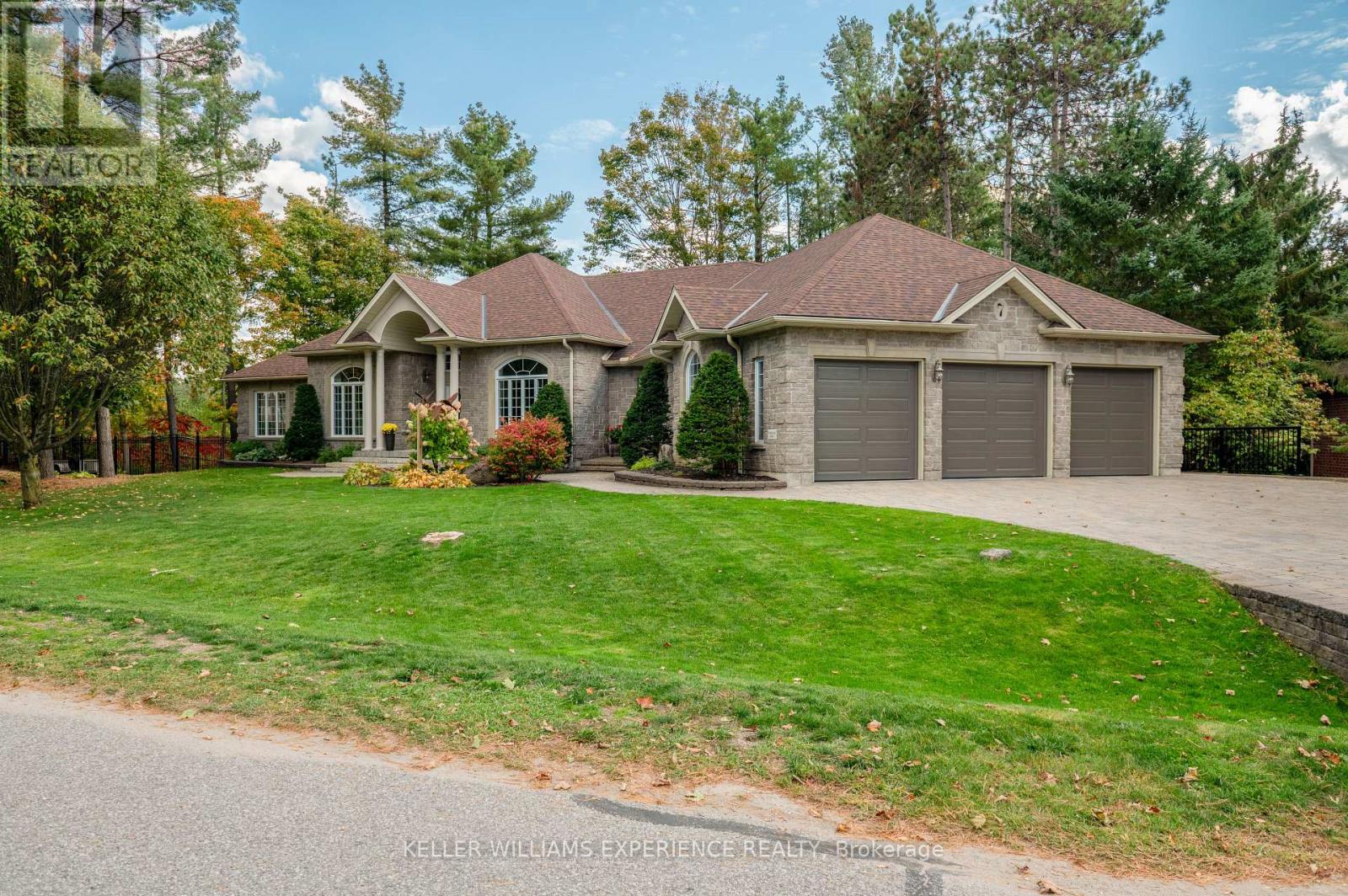 7 HIGHLAND DRIVE, Oro-Medonte, Ontario