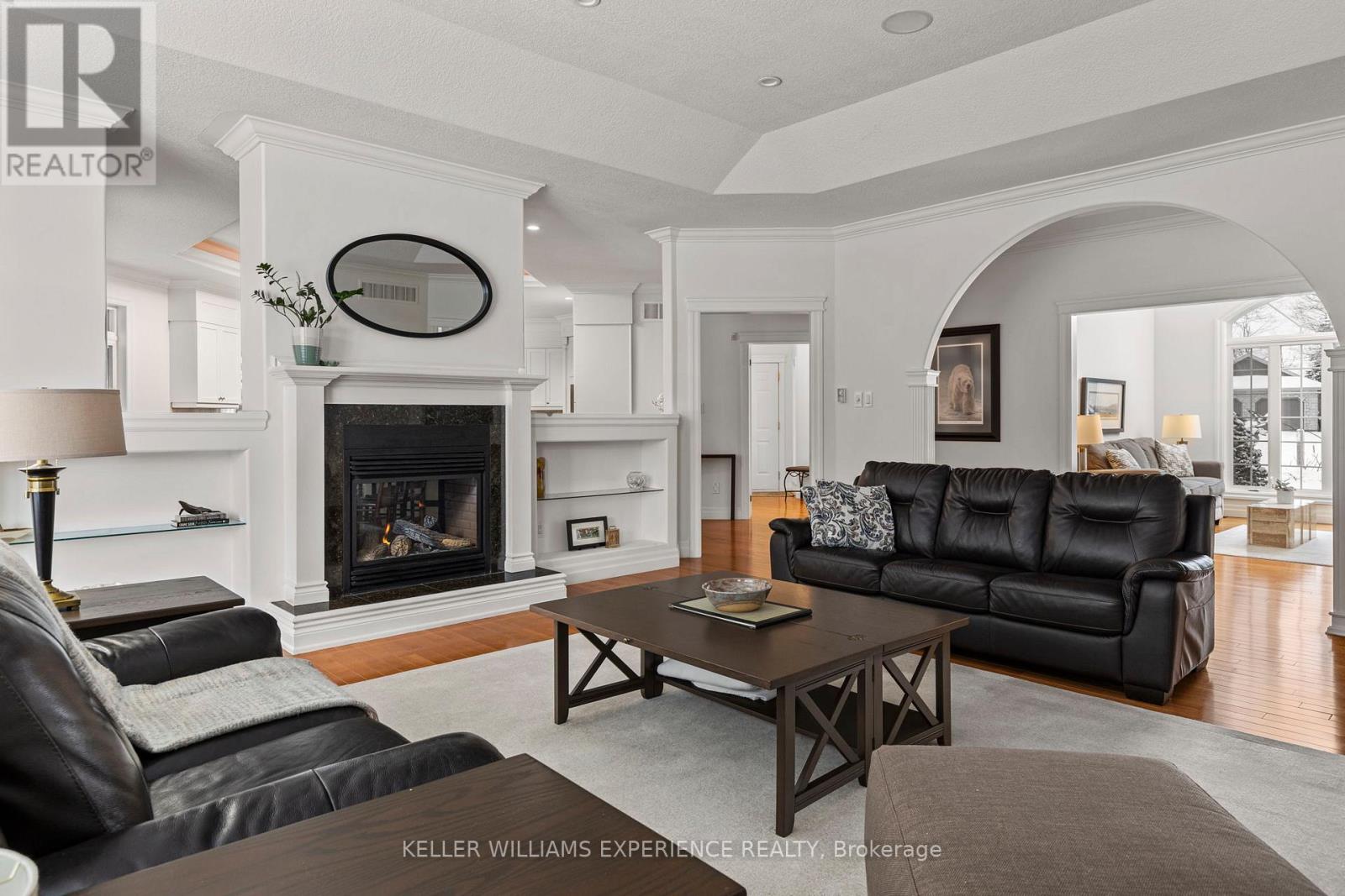 7 Highland Drive, Oro-Medonte (Horseshoe Valley), Ontario  L0L 2L0 - Photo 9 - S12738084