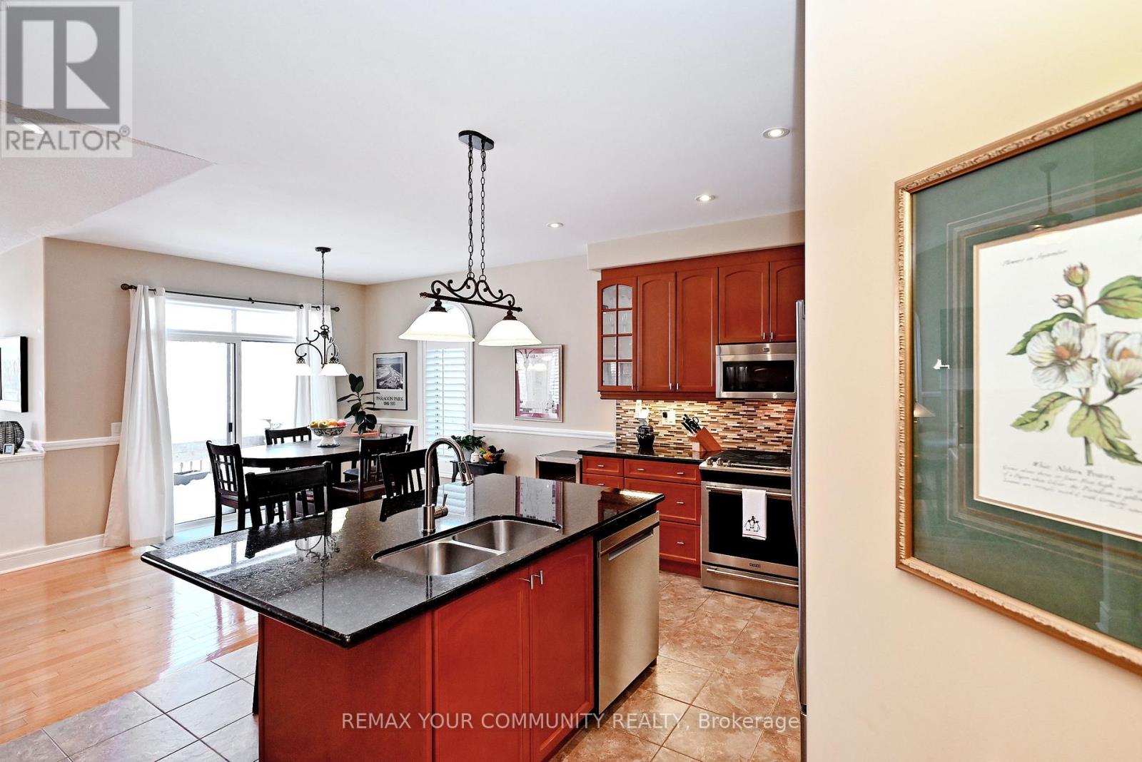 29 Turner Drive, Barrie (Bayshore), Ontario  L4N 6M5 - Photo 13 - S12738088