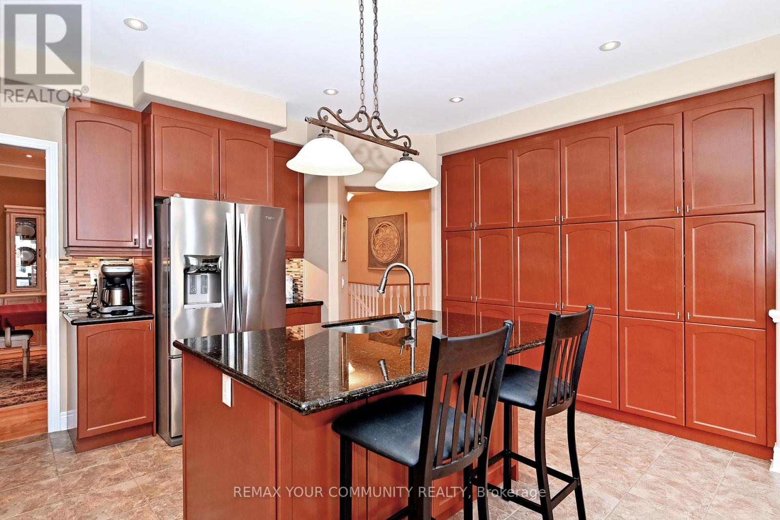 29 Turner Drive, Barrie (Bayshore), Ontario  L4N 6M5 - Photo 17 - S12738088