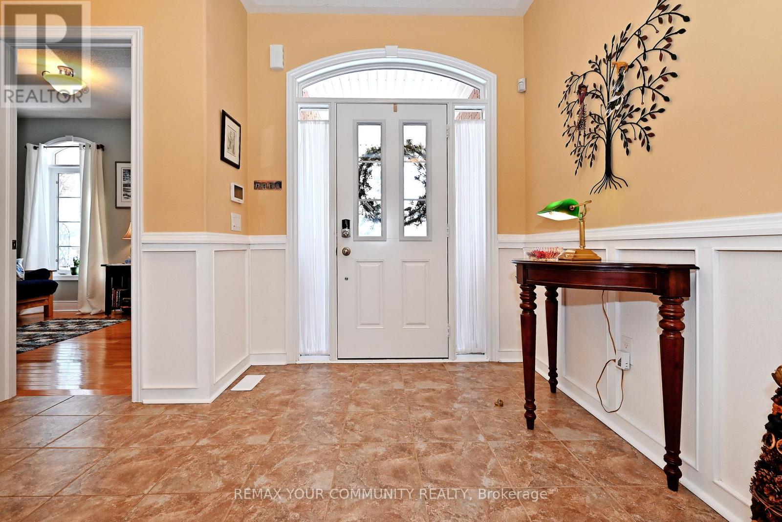 29 Turner Drive, Barrie (Bayshore), Ontario  L4N 6M5 - Photo 3 - S12738088