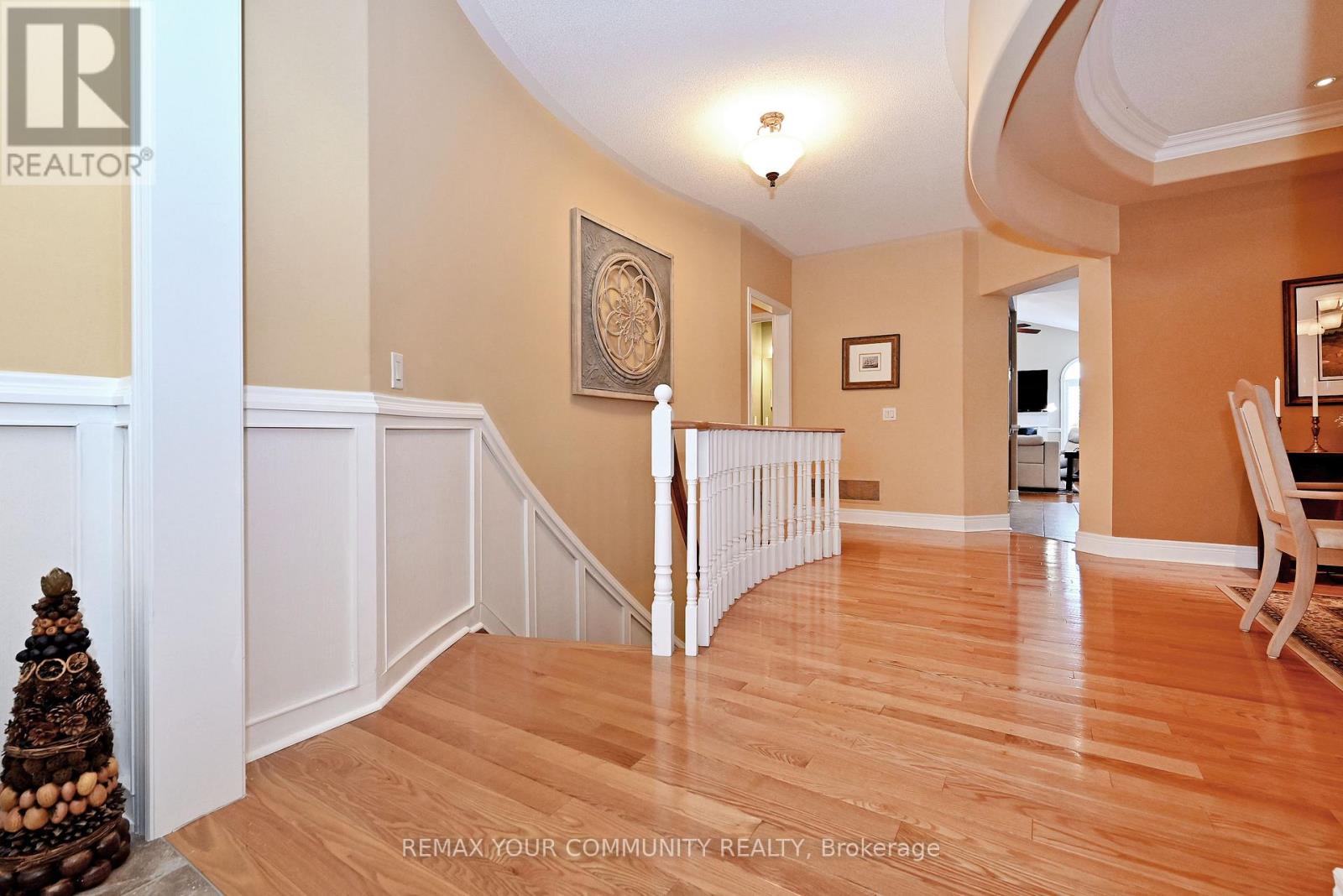 29 Turner Drive, Barrie (Bayshore), Ontario  L4N 6M5 - Photo 6 - S12738088