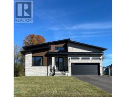 111 FRANK FISHER CRESCENT, Mississippi Mills, Ontario