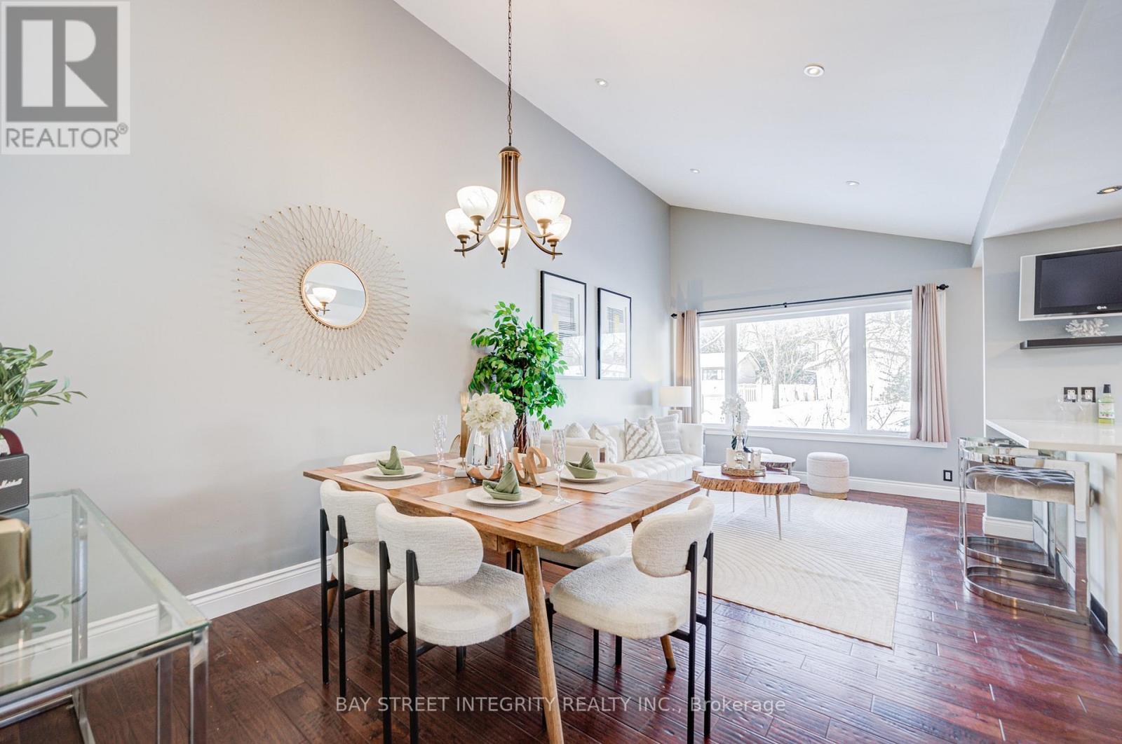 1224 Grange Road, Oakville, Ontario  L6H 1P7 - Photo 18 - W12738066