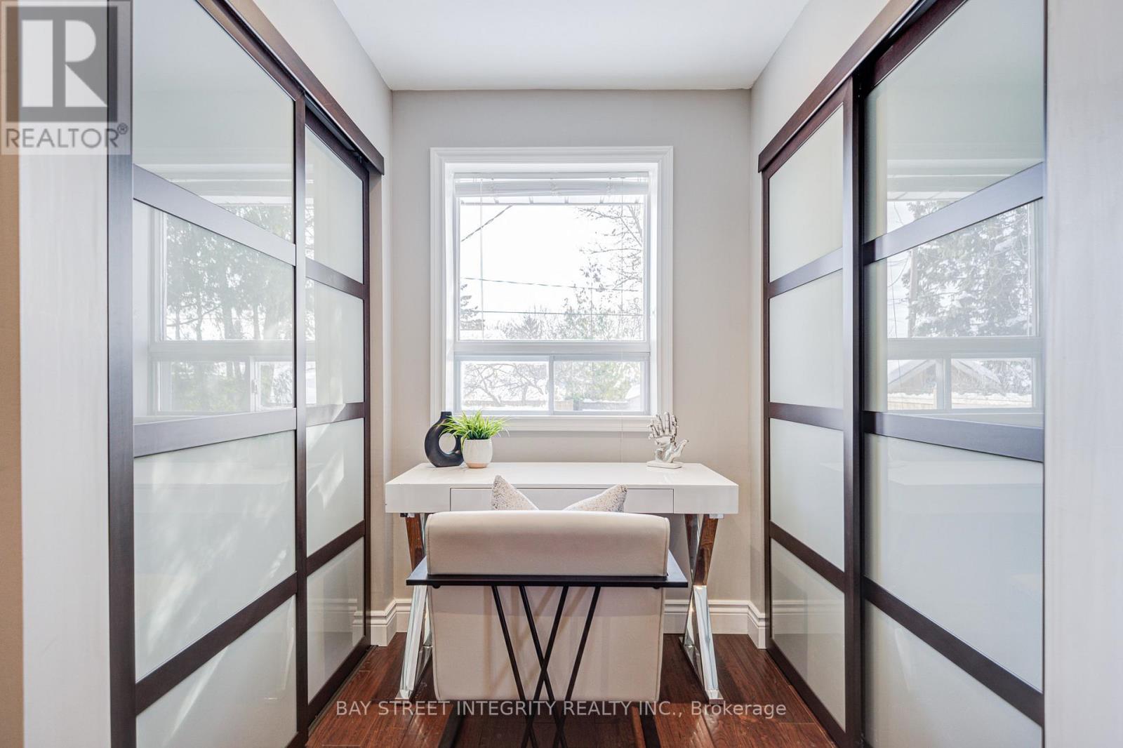 1224 Grange Road, Oakville, Ontario  L6H 1P7 - Photo 25 - W12738066