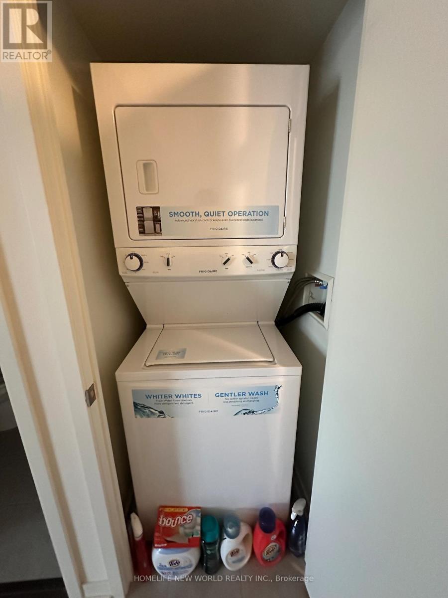 304 - 812 Lansdowne Avenue, Toronto, Ontario  M6H 4K5 - Photo 10 - W12738070