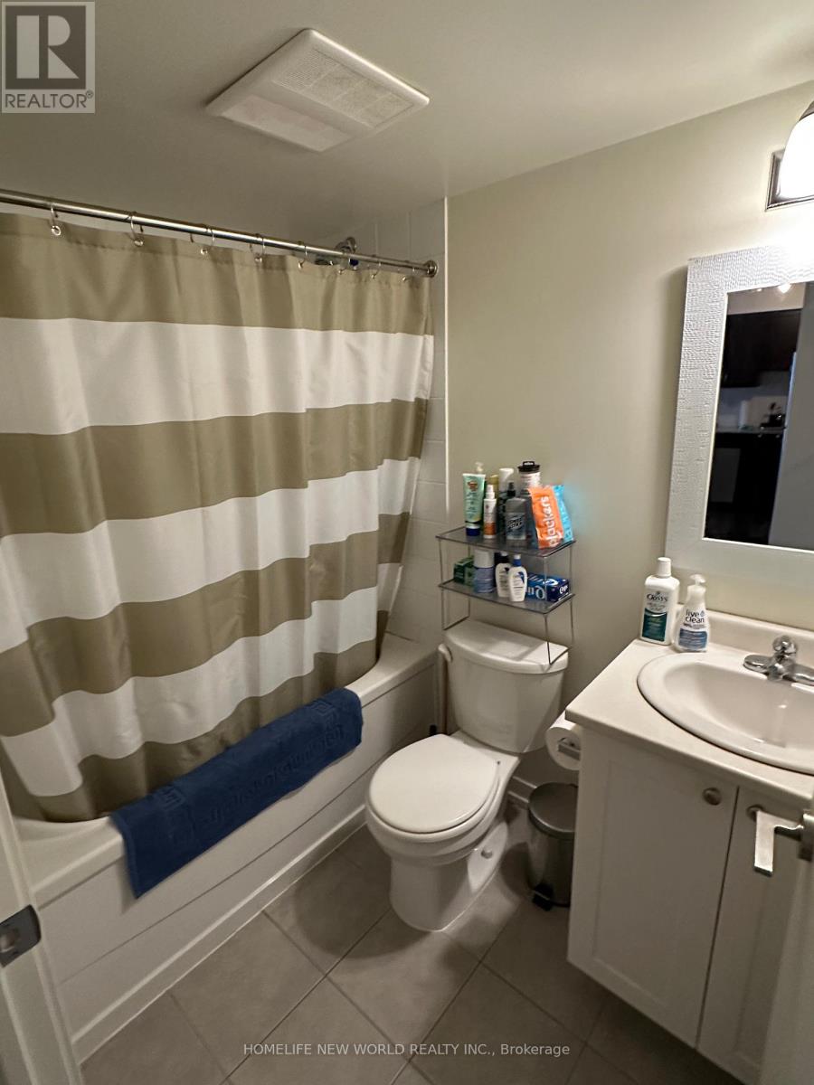 304 - 812 Lansdowne Avenue, Toronto, Ontario  M6H 4K5 - Photo 11 - W12738070