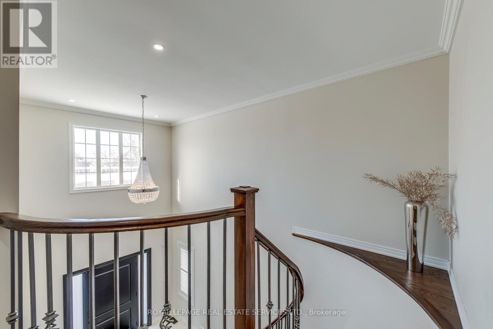 2467 Chaplin Road, Oakville, Ontario  L6H 7L6 - Photo 24 - W12738102