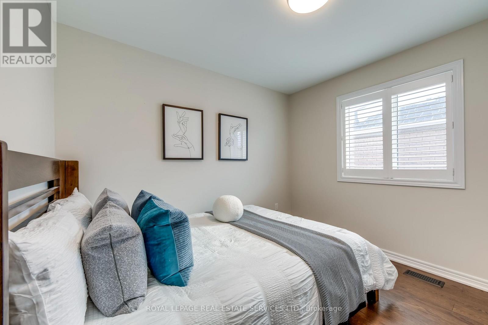 2467 Chaplin Road, Oakville, Ontario  L6H 7L6 - Photo 37 - W12738102