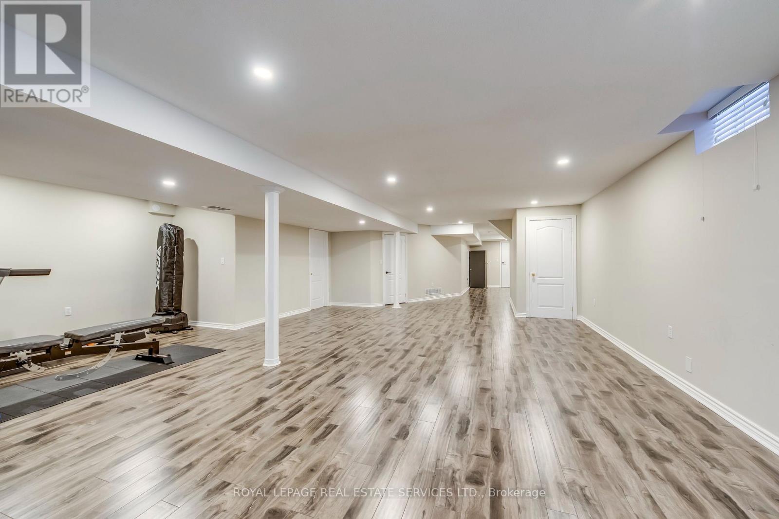 2467 Chaplin Road, Oakville, Ontario  L6H 7L6 - Photo 45 - W12738102