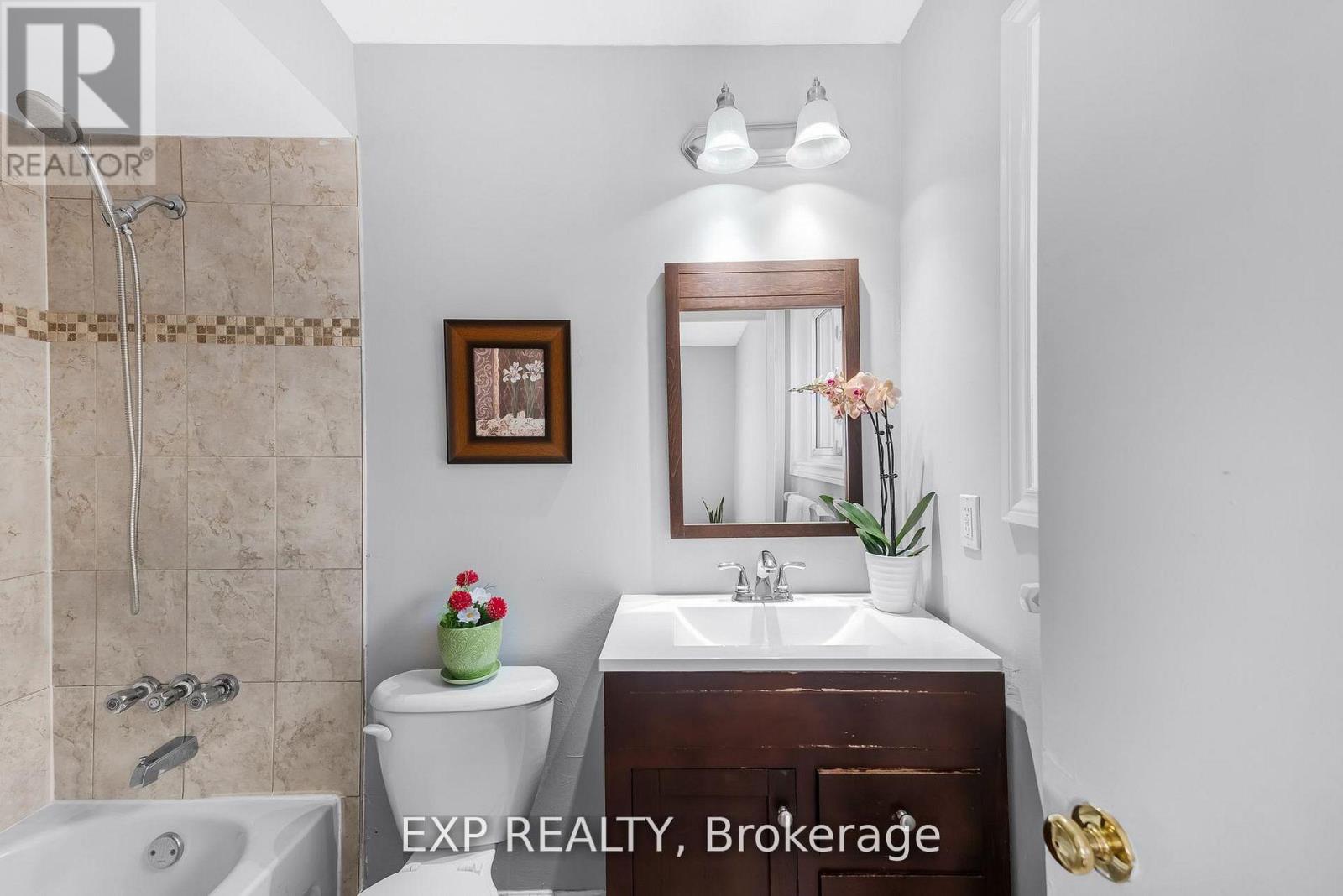 148 Taylorwood Avenue, Caledon, Ontario  L7E 1H8 - Photo 19 - W12738116