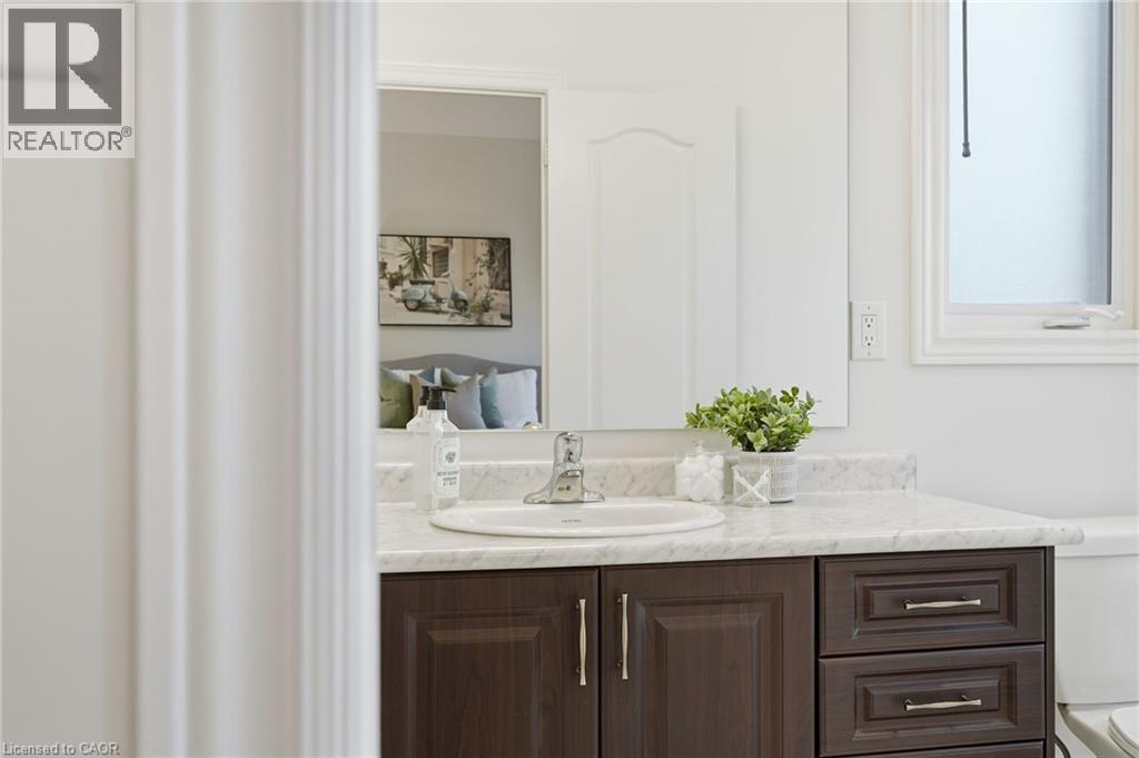 33 Mountain Heights Place, Waterdown, Ontario  L8B 1X7 - Photo 21 - 40796571