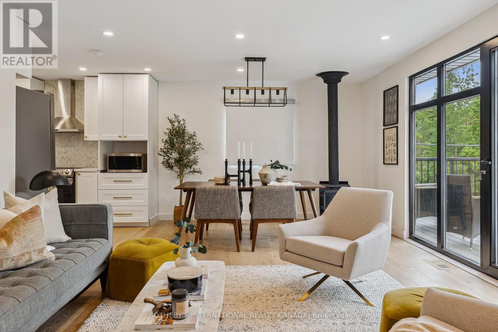 25 Silver Birch Street, Kawartha Lakes, Ontario  K0M 1L0 - Photo 14 - X12738074