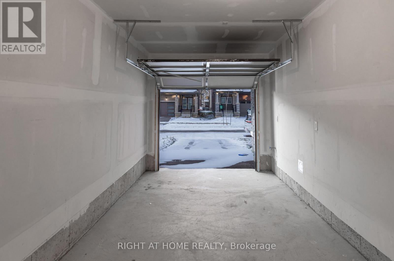 60 Concord Drive, Thorold, Ontario  L2V 0K9 - Photo 45 - X12738106